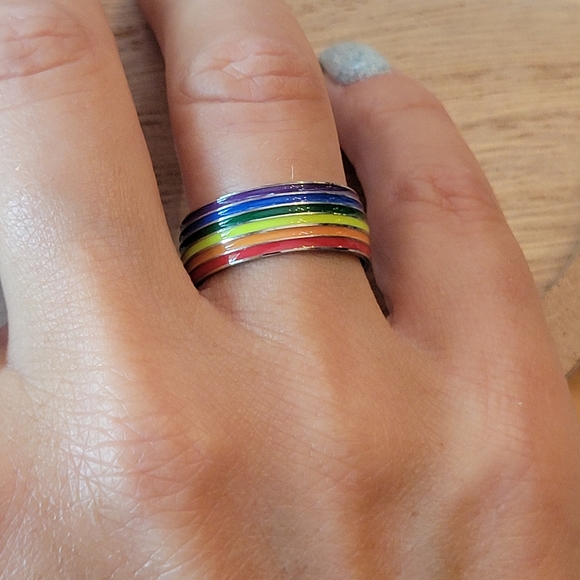 Rainbow Pride Comfort Fit Band, unisex, LGBTQ ring - Picture 2 of 4